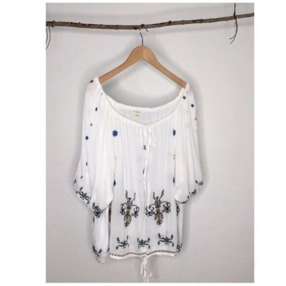 OFF White Boho Embroidered w/ Floral Detail Top - Picture 12 of 16